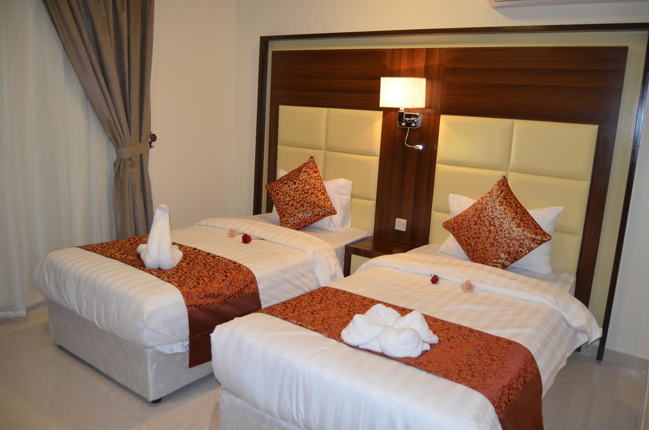 Aparthotel Lina Park 4 Al-Chubar Zewnętrze zdjęcie